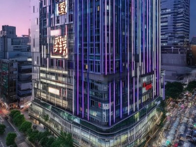 万国公寓在哪里？