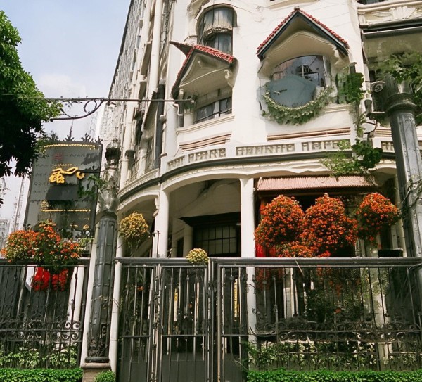 丽橙酒店总店在哪里? 丽橙酒店总店在哪里?