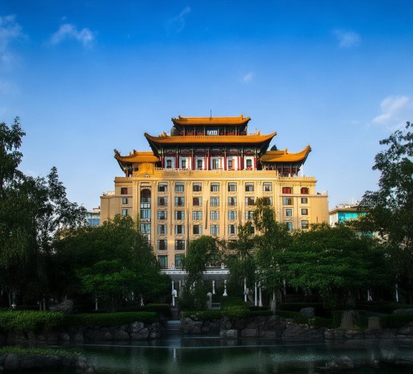 明都酒店位于北京市海淀区。 明都酒店位于北京市海淀区。